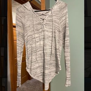 American Eagle Long Sleeve Shirt